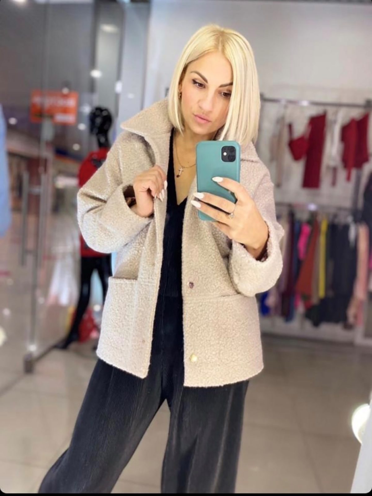 Oversized Warm Short Coat-4