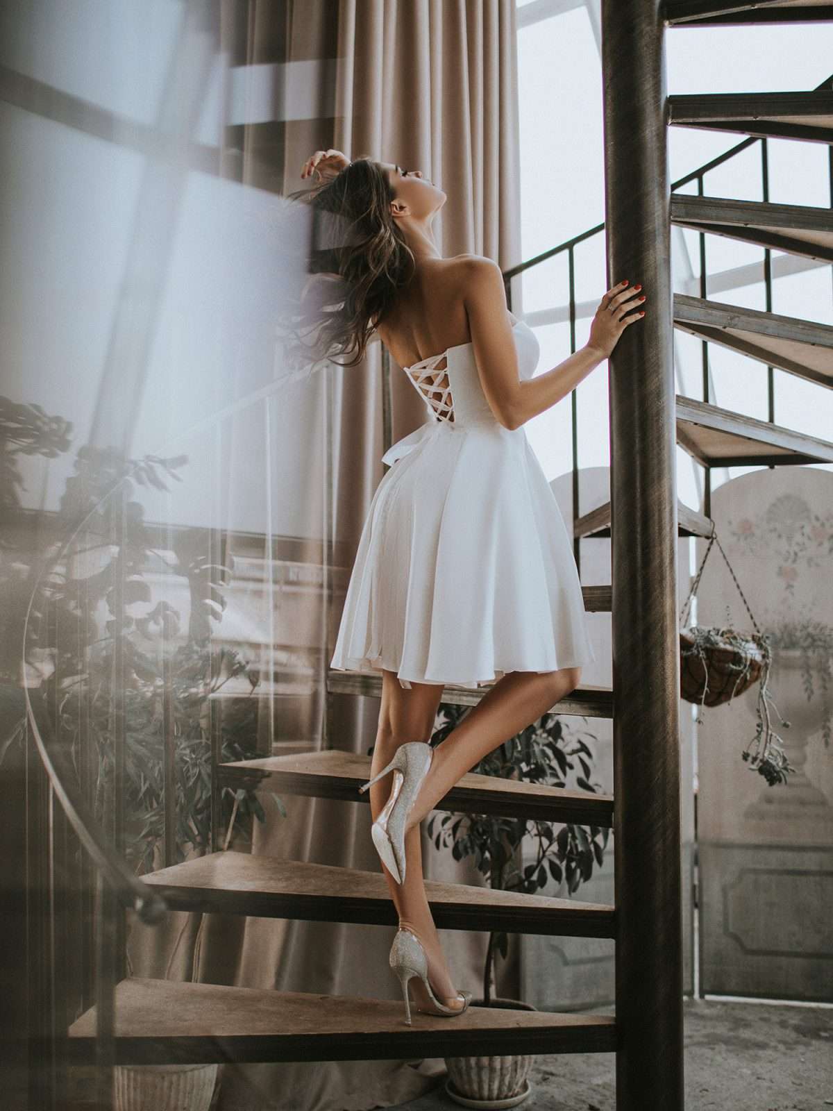 Chic Shoulder Bliss Short Dress with Circle Skirt and Corset Detail - SHAWONÉ