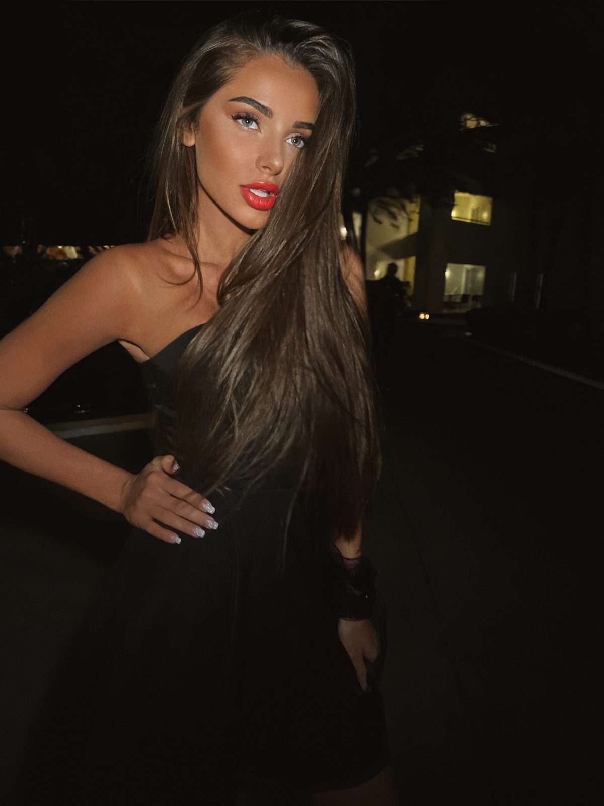 Chic Shoulder Bliss Short Dress with Circle Skirt and Corset Detail - SHAWONÉ