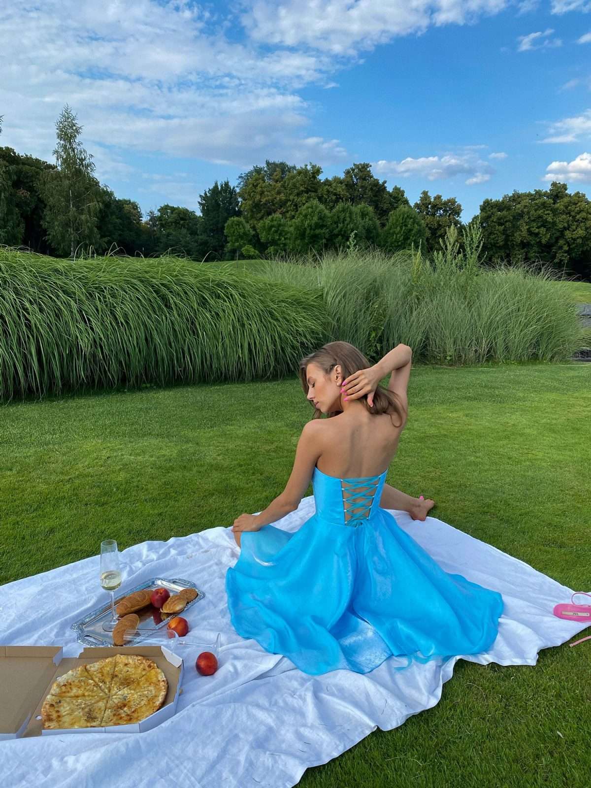 Chic Shoulder Bliss Short Dress with Circle Skirt and Corset Detail - SHAWONÉ